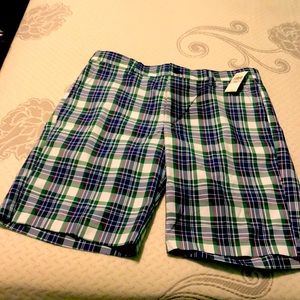 NWT IZOD Golf Men’s 32 plaid shorts